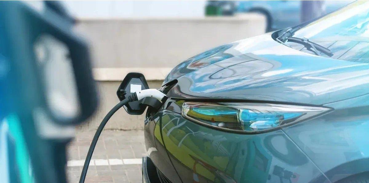 ¿Hay invasión de autos chinos? La frase de Luis Caputo que reabrió la discusión en el mercado automotor