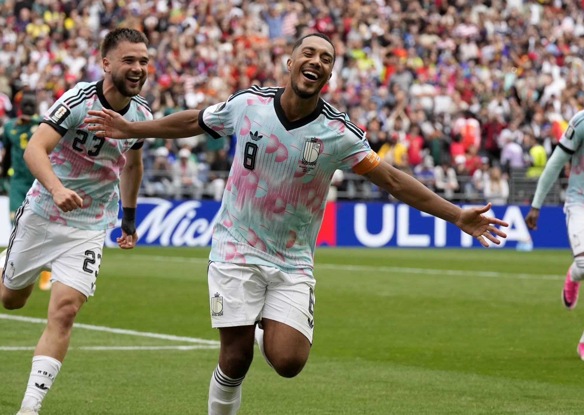 Bélgica se despedía del Mundial, pero dio vuelta un partido inolvidable ante Senegal y se metió en octavos de final