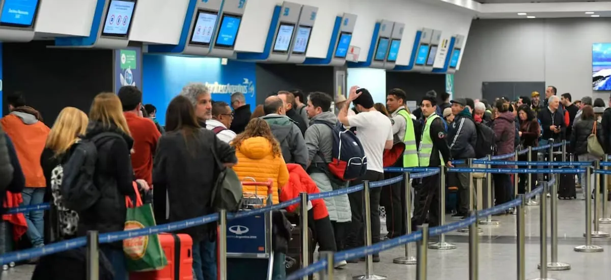 Anunciaron un paro aeronáutico hasta el fin de semana largo: qué vuelos estarán afectados