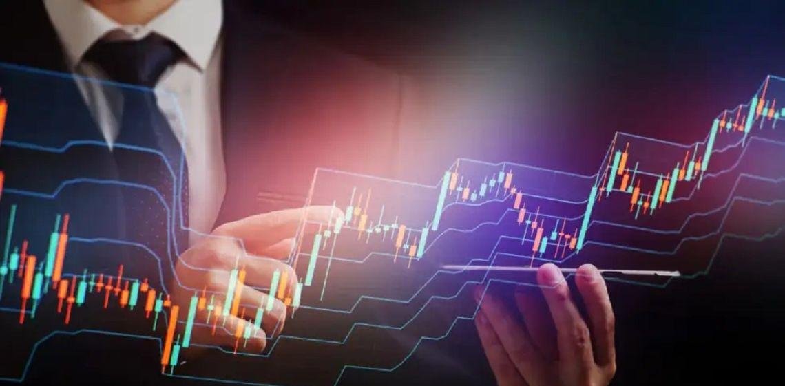 Con el dólar "planchado", en qué conviene invertir en 2026