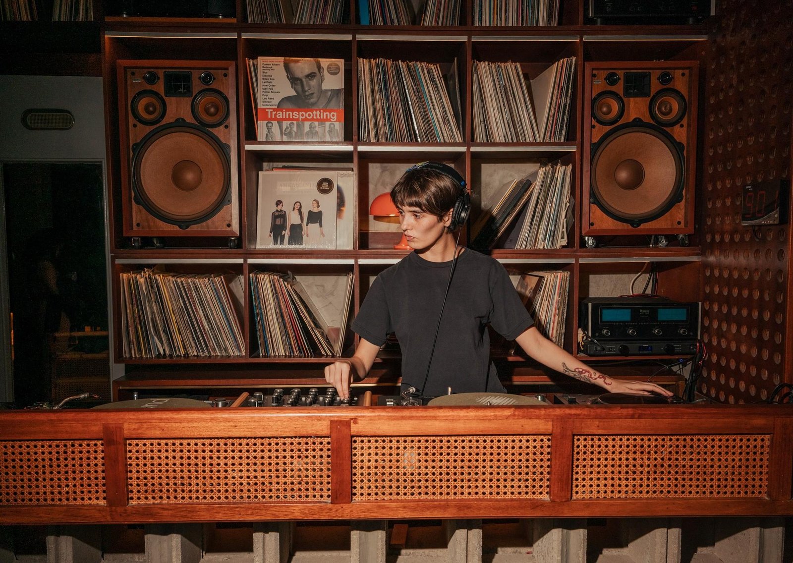 La capital de Venezuela, devastada por el desgobierno, vuelve a la vida