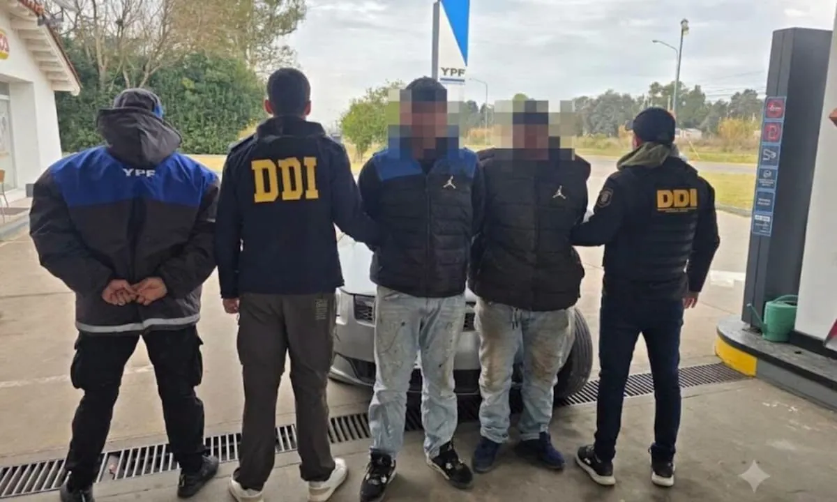 Dos policías se disfrazaron de playeros en Luján y arrestaron a dos acusados por 14 robos