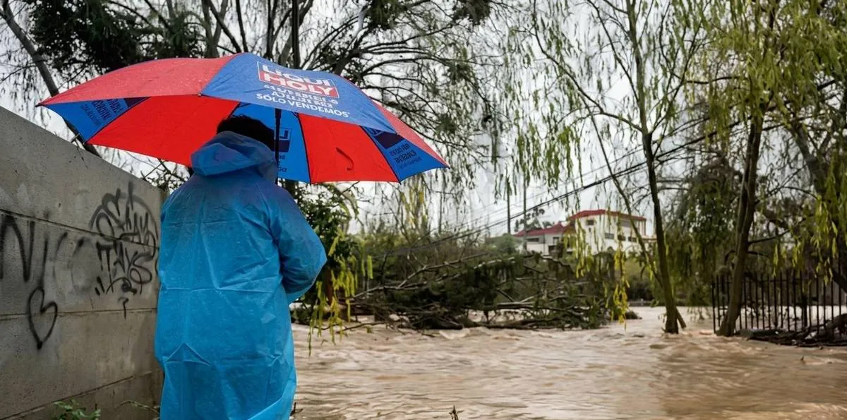 Chile DECLARA la alerta roja por un VIOLENTO temporal que deja cuatro muertos