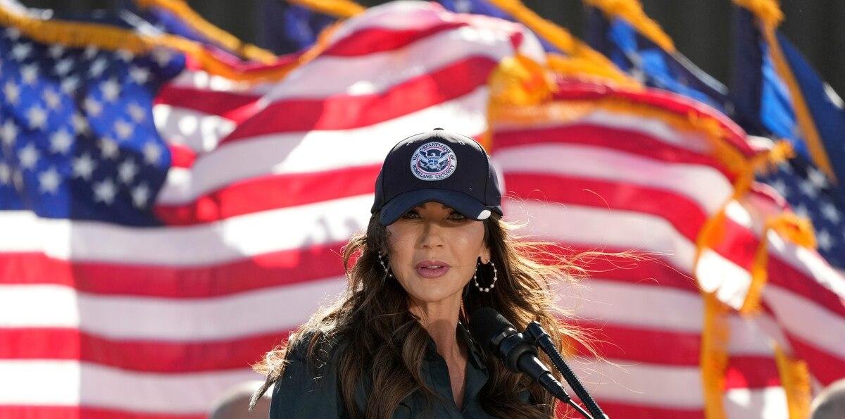 Jueza pausa política que exige a legisladores un aviso de 7 días para visitar instalaciones del ICE