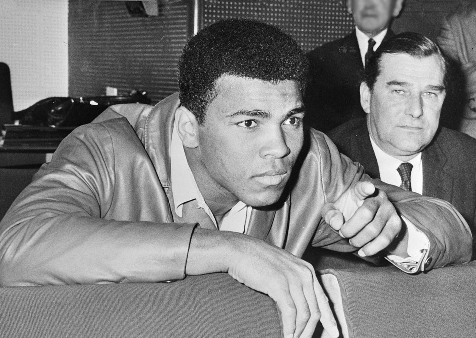 Cita del día, de Muhammad Ali: “Imposible es solo una palabra que utilizan los hombres débiles para vivir fácilmente en el mundo que se les dio, sin atreverse a explorar el poder que tienen para cambiarlo”