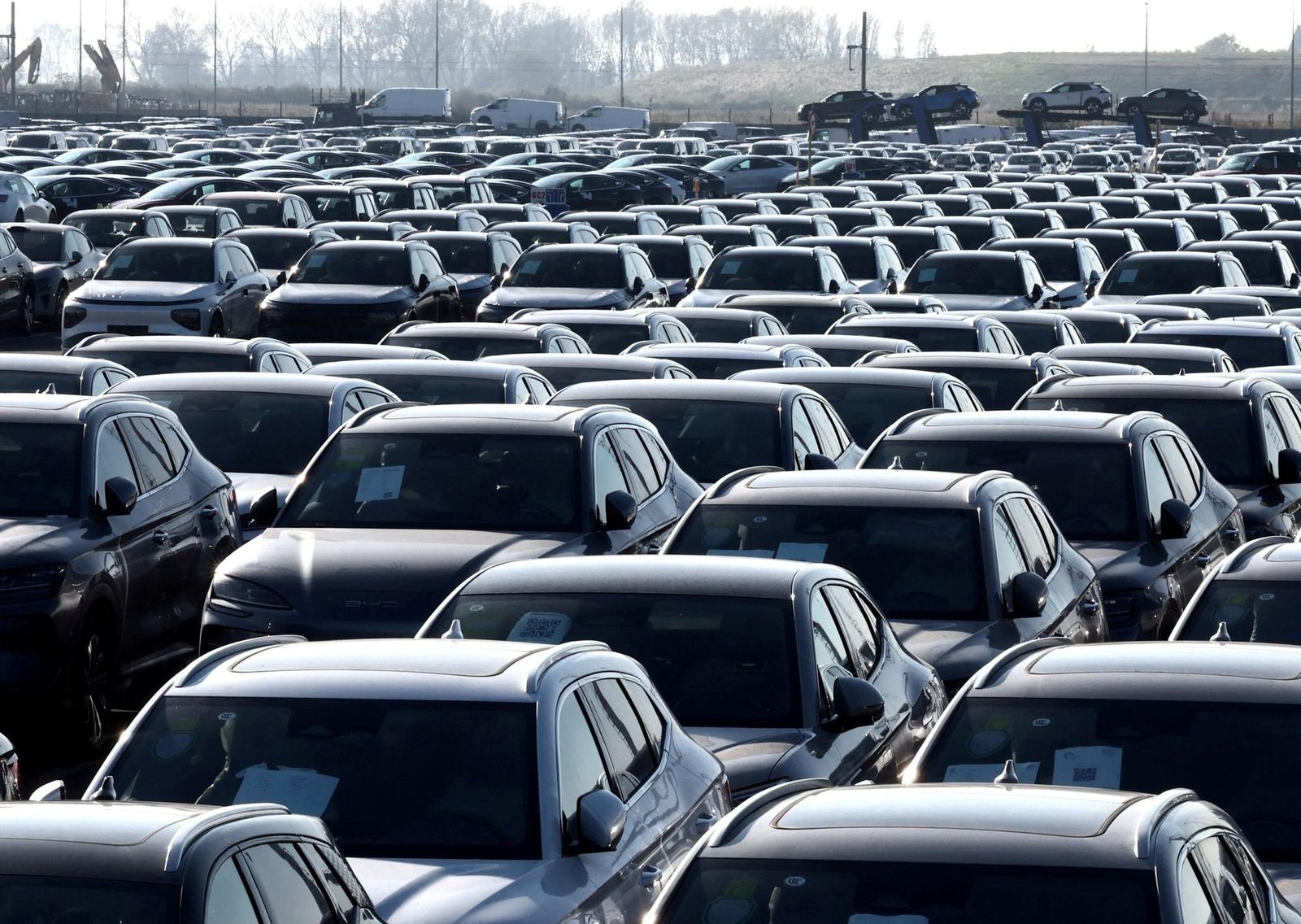 En solo 18 meses, China duplicó su red y ya puede cargar más de 40 millones de autos eléctricos: la infraestructura más grande del planeta