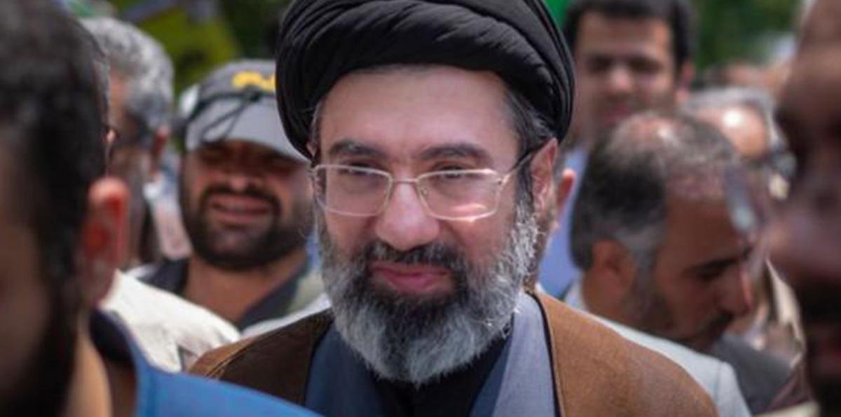 La prensa iraní reporta que el hijo de Khamenei fue elegido nuevo líder supremo de Irán