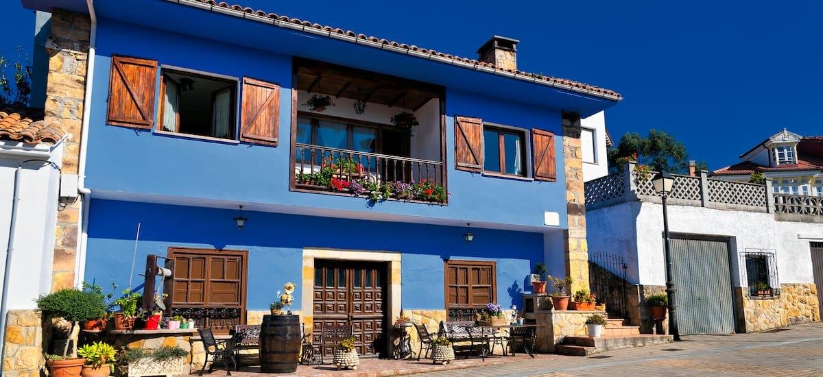 El pueblito de apenas 100 habitantes que cuenta con las mejores rutas de senderismo y una arquitectura que enamora