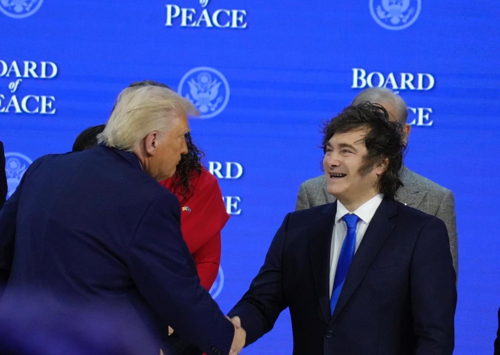 Javier Milei se reunió con el embajador de Estados Unidos a la espera de Marco Rubio y de un nuevo encuentro con Donald Trump