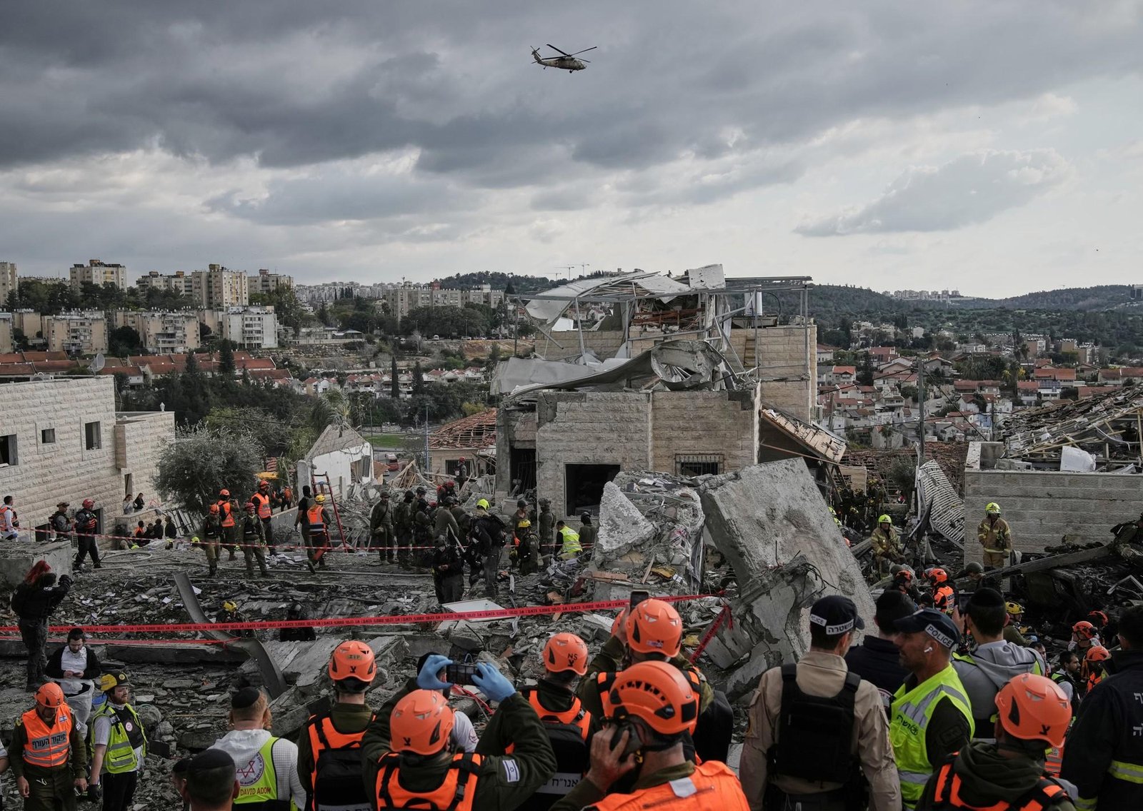 Nuevos bombardeos de Irán sobre Jerusalén tras la oleada de ataques que dejó 10 muertos