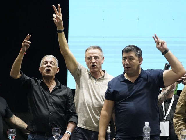 Reforma laboral: la CGT fue al Congreso, sumГі el respaldo del peronismo y se prepara para definir medidas contra el proyecto