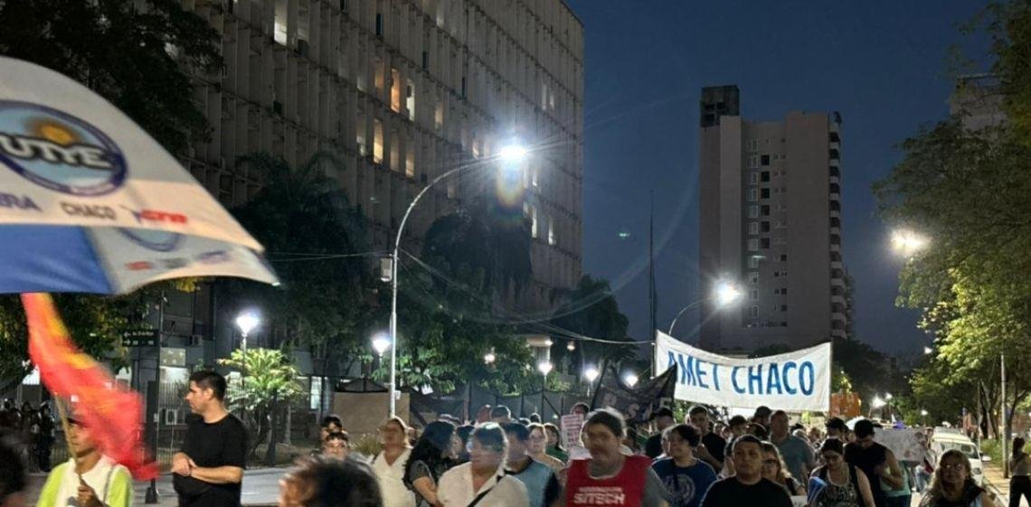 Zdero propuso que las licencias sindicales sean sin goce de sueldo y apuntó contra gremios docentes