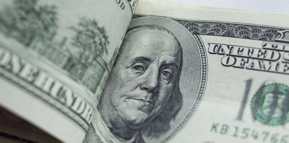 El dólar blue se recalentó, pero la brecha con el oficial tocó mínimos de casi un mes