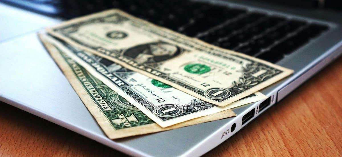 Dólar oficial: cómo cerró su cotización HOY lunes 2 de febrero - El Cronista