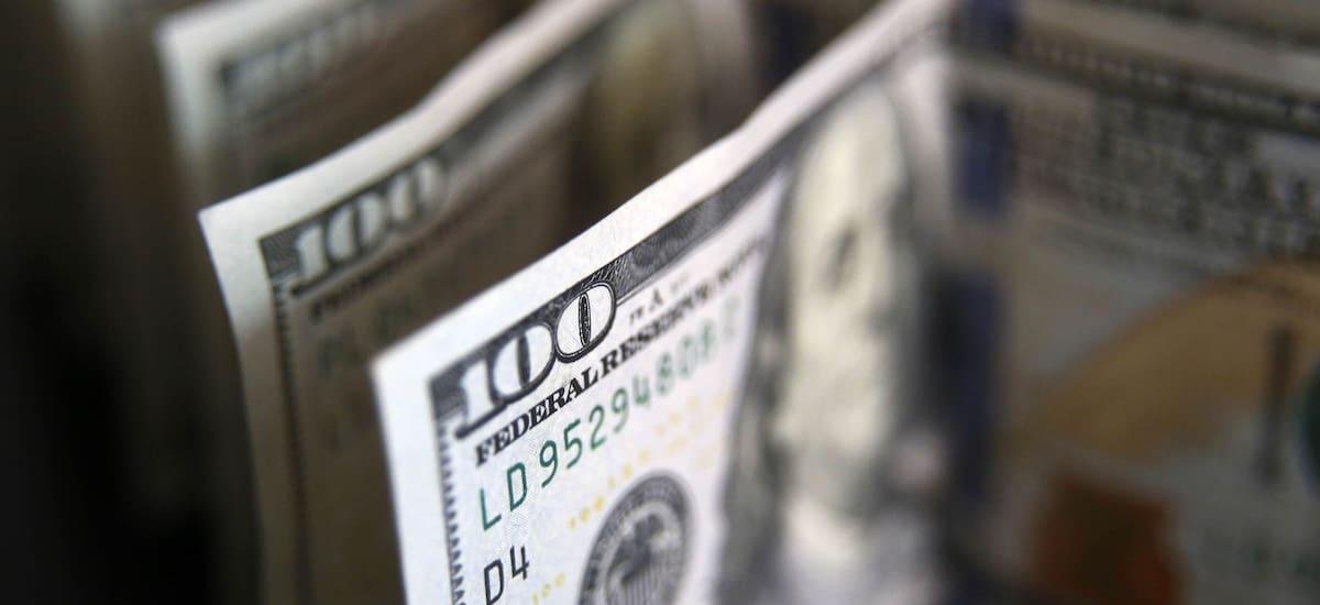 DÓLAR HOY: a cuánto cotiza el oficial en los bancos de la City este SÁBADO 28 de febrero