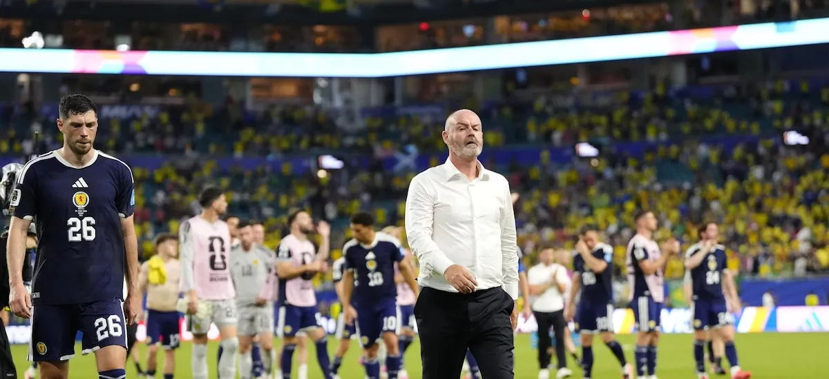 Steve Clarke dimite como seleccionador de Escocia tras quedar eliminado del Mundial