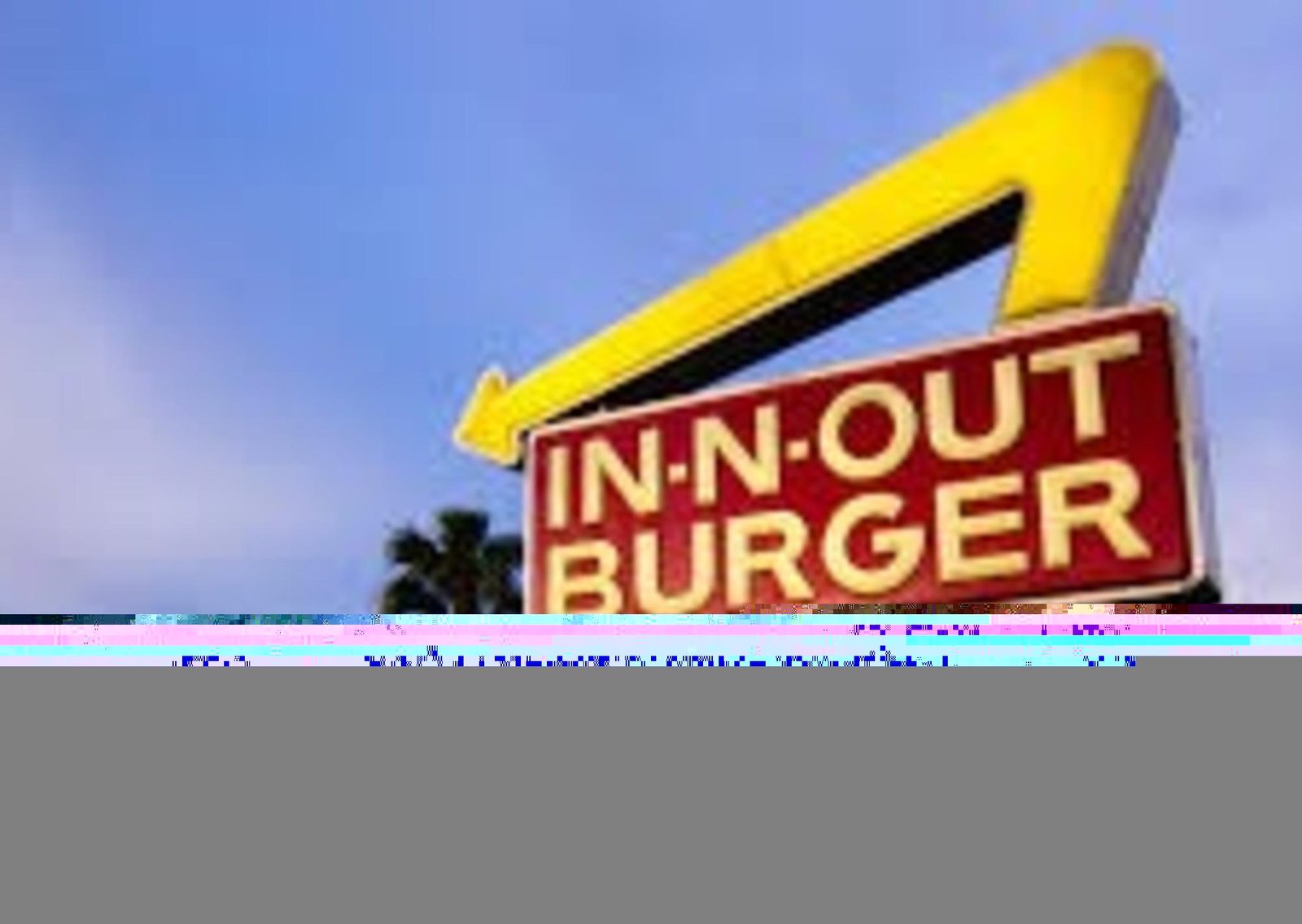 Descubrieron a dos mujeres acusadas de estafar a una docena de locales de una famosa cadena de comida rápida en California: cómo operaban para pasar desapercibidas