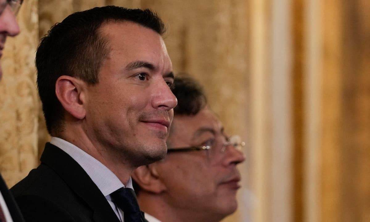 Presidente de Ecuador dice que Colombia es “su peor socio comercial” en medio de guerra arancelaria