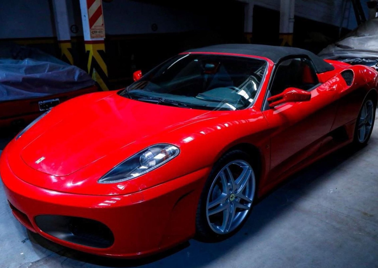 Subasta estatal: recaudaron más de 300 mil dólares por una lujosa Ferrari decomisada a los narcos