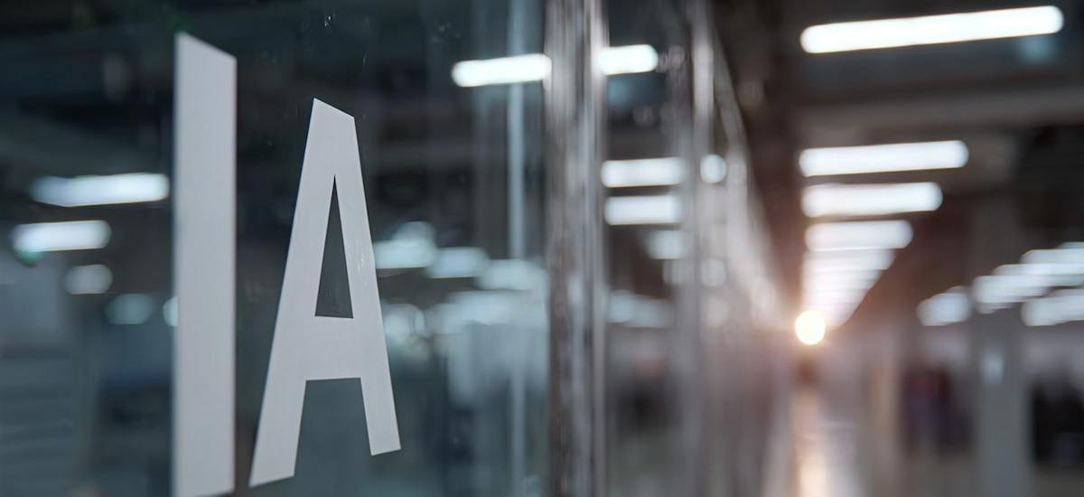 12 claves para conseguir empleo en la era de la IA: currículums que “alucinan”, automatización total y bots que hacen entrevistas