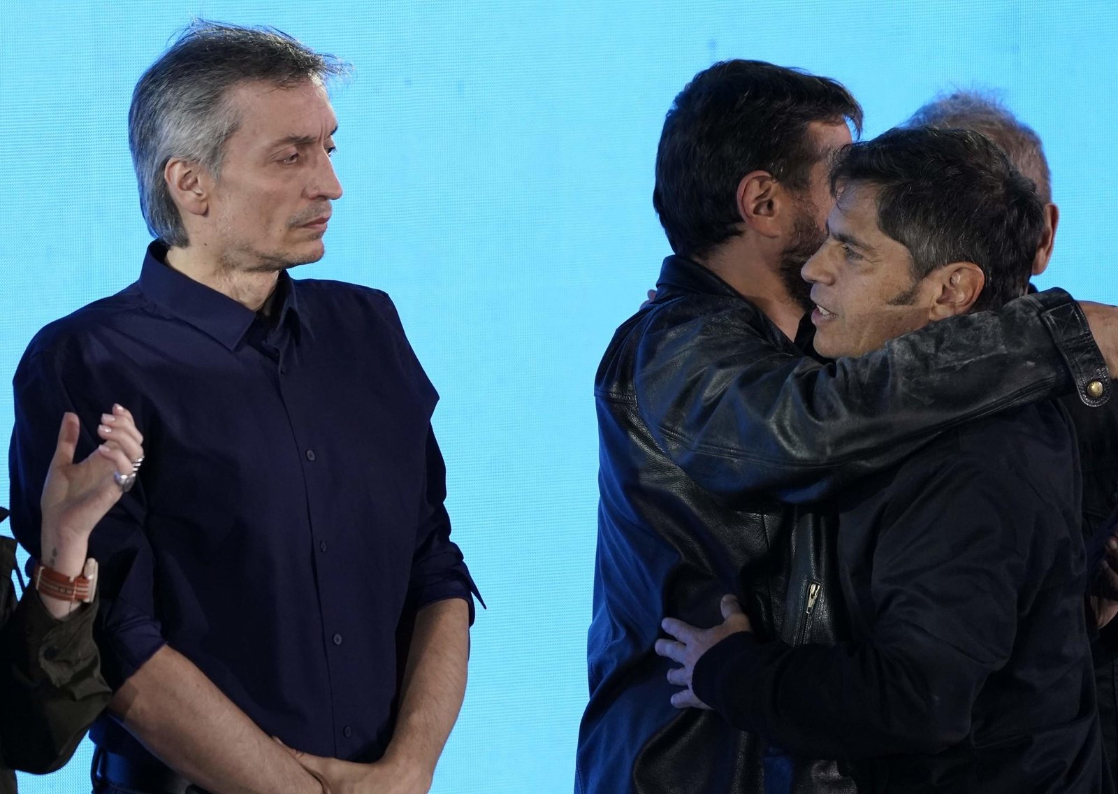 Ninguneo de Kicillof a Máximo: sin oferta formal, insiste con un leal para la presidencia del PJ bonaerense