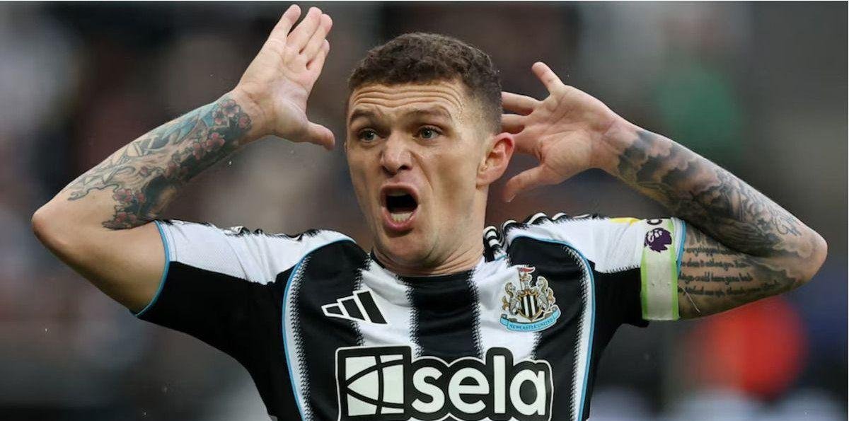 Polémica y revuelo en la Premier League: un jugador de la liga inglesa salió con una modelo 14 años menor