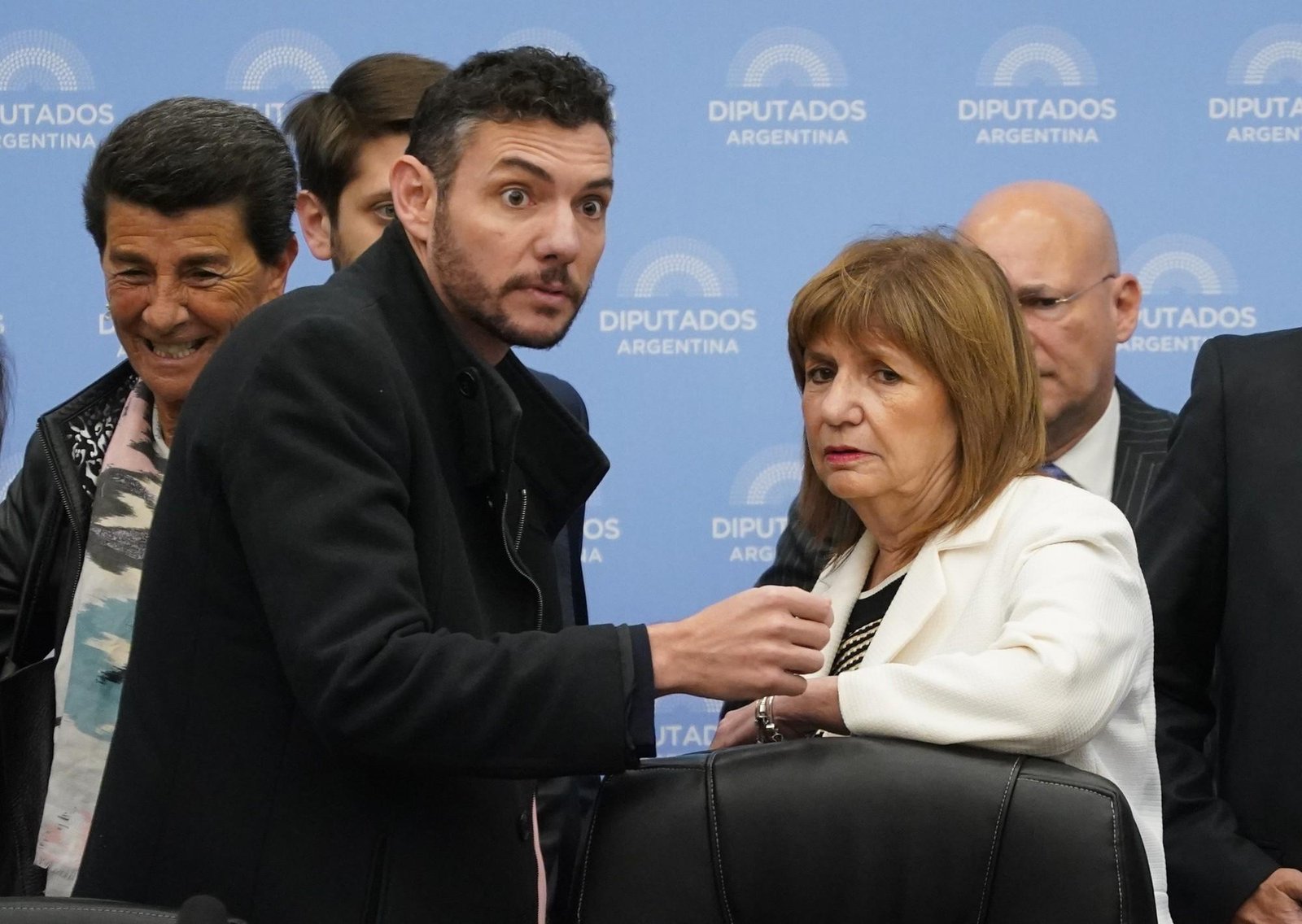 Un diputado libertario cercano a Bullrich comparó a Milei con Sarmiento: "Otro al que llamaban Loco"