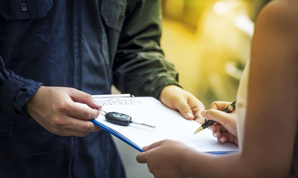 ¿Cuánto sale la transferencia de un auto usado en marzo 2026?