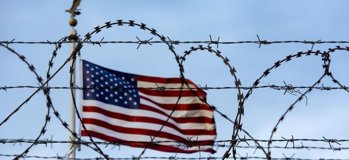 Ya es oficial | Cierran las fronteras de USA para todas las personas que no paguen un monto extra para viajar