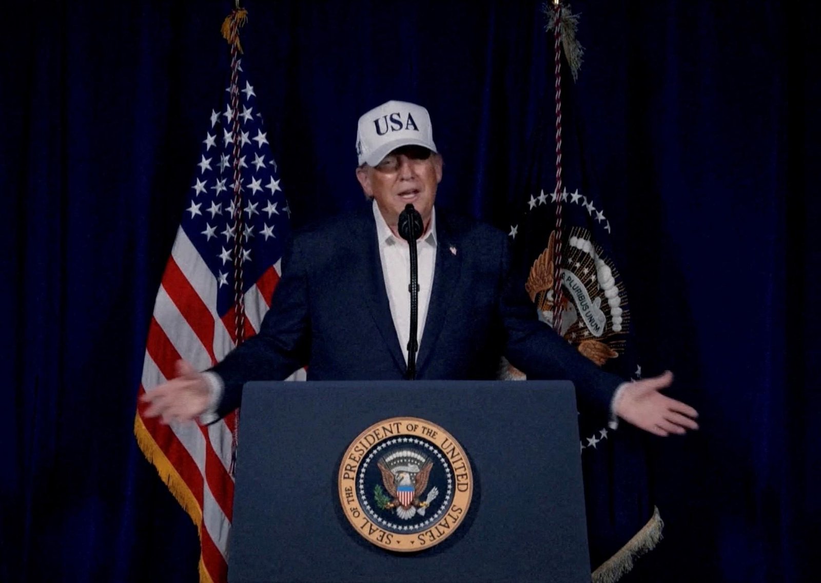 Estados Unidos e Israel atacan a Irán, EN VIVO: Trump asegura que ya murieron 48 jerarcas iraníes y que destruyó nueve buques de la Marina