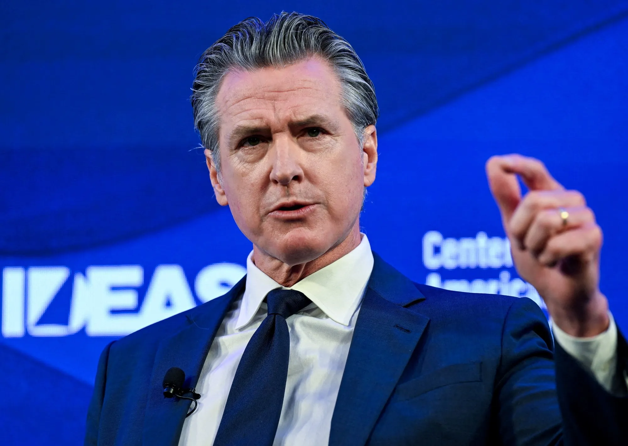 California contra Trump: Gavin Newsom impulsa un impuesto del 100% para bloquear el polémico fondo federal de 1776 millones de dólares