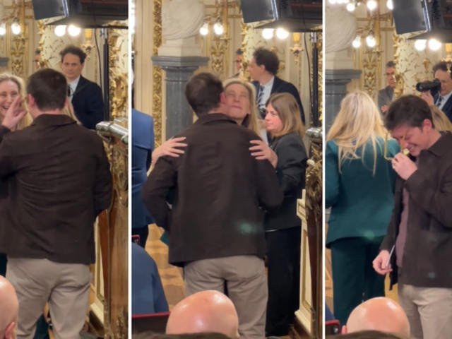 вЂњВїQuГ© hacГ©s? ВїMucho sol?вЂќ, el saludo entre Karina Milei y Santiago Caputo en la jura de Adorni