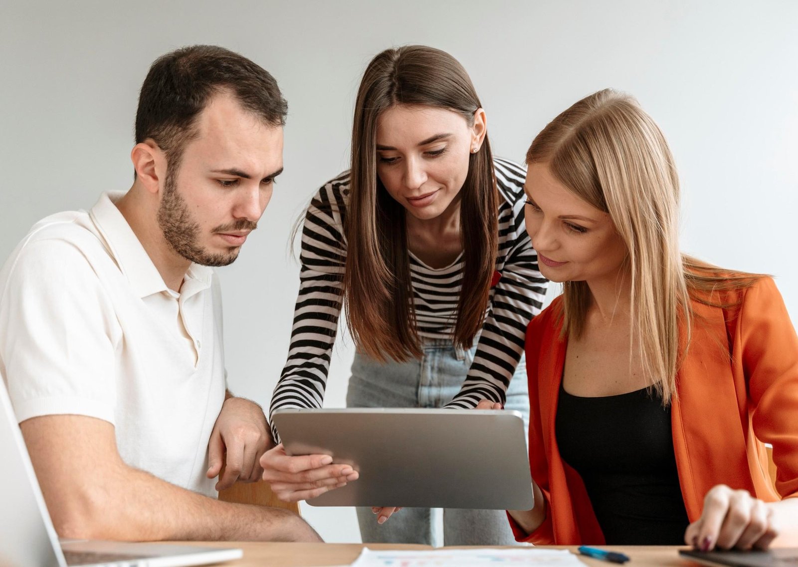 Elegir una carrera en 2026: las 10 profesiones con más futuro y mejores sueldos