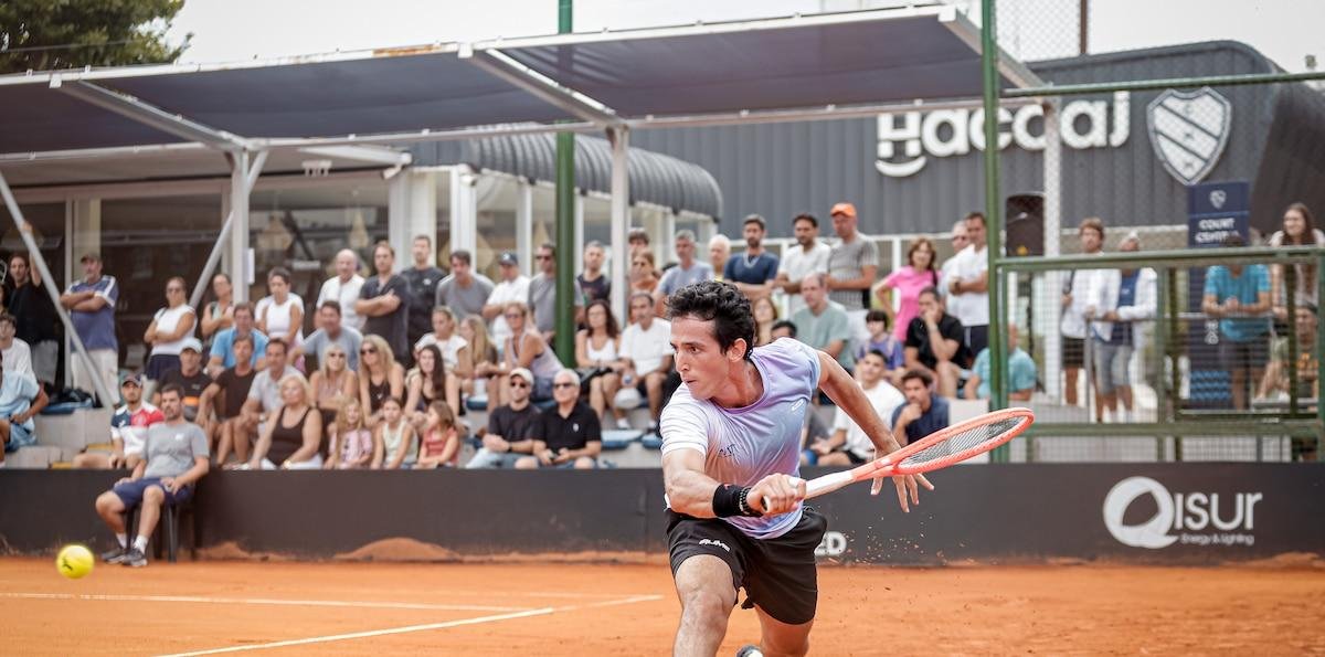 El tenista argentino Romeo Arcuschin fue suspendido provisionalmente al dar doping