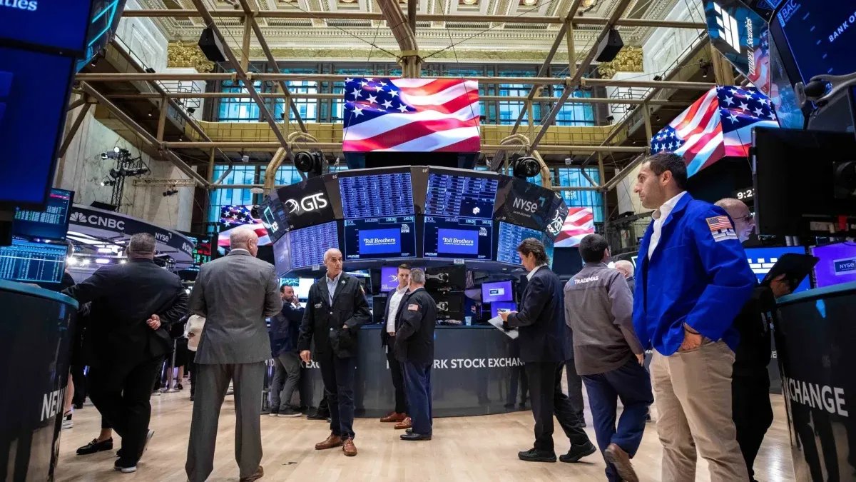 Wall Street cerró con mayoría de bajas: Nasdaq cayó 1,2% arrastrado por Nvidia y la cautela en el sector de chips
