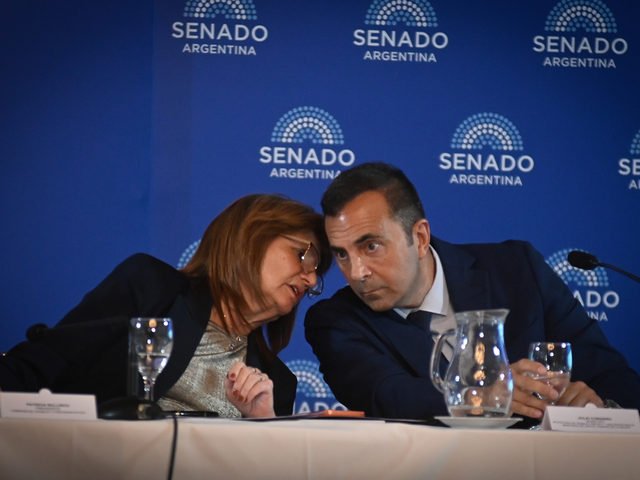 PolГ©mica por la reforma laboral: el Gobierno asegura que no serГЎ retroactiva pero la oposiciГіn siembra dudas