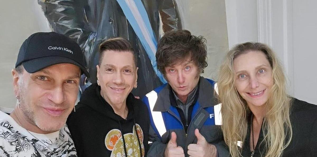 Roberto Piazza, el modisto preferido de los hermanos Milei, inaugura una muestra de costura en el Congreso