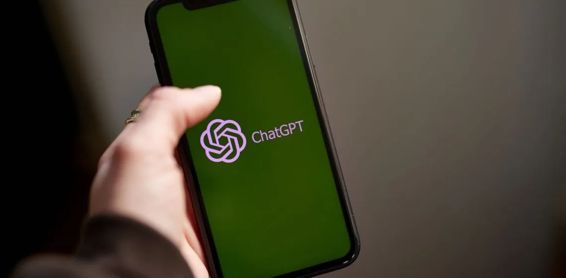 OpenAI se asocia con Plaid para dar asesoría financiera personalizada
