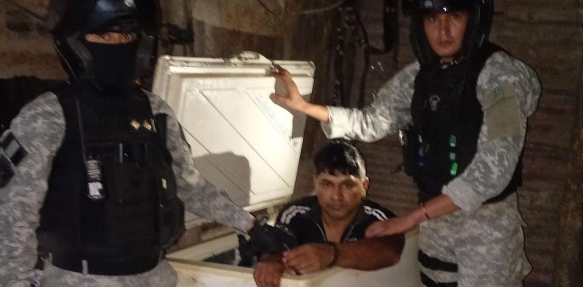 Recapturaron a un prófugo de Chaco que violó la prisión domiciliaria y se escondía dentro de un freezer en una chanchería