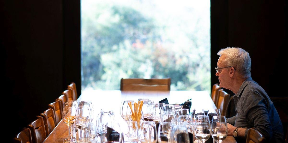 Tim Atkin en Mendoza: “Argentina debería apostar por los vinos que hablan del terruño”