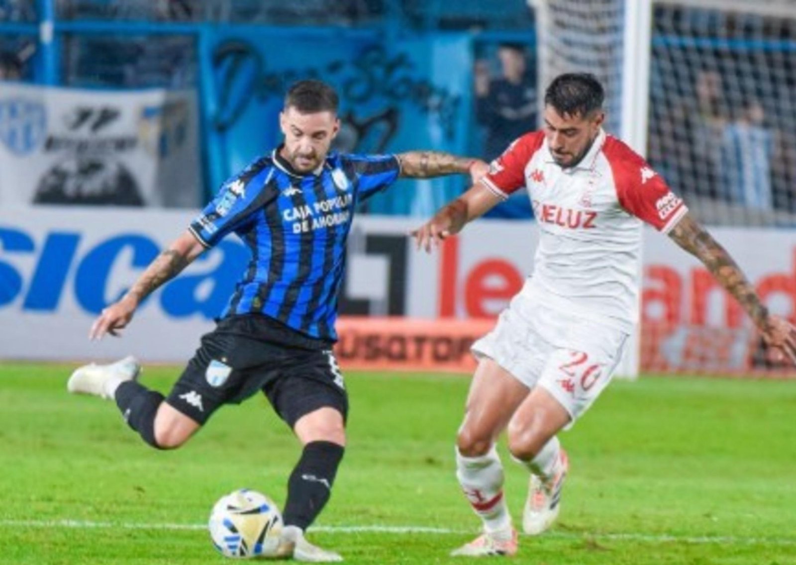 El resumen de Atlético Tucumán vs Huracán, por el Torneo Apertura: noche de VAR, penales y parda bajo la lluvia