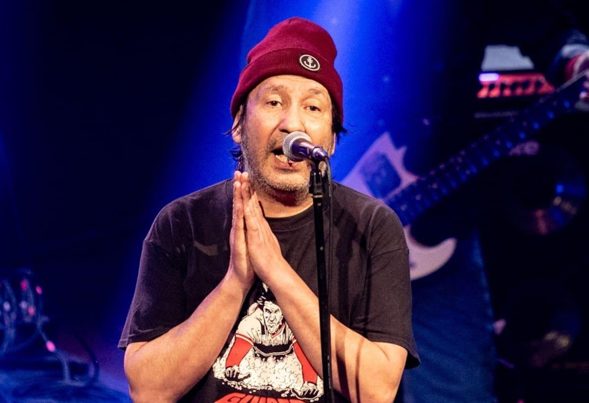 Walter “Mosca” Velázquez : el “milagro” de 2 Minutos, su relación con las nuevas bandas y la operación a la que se sometió