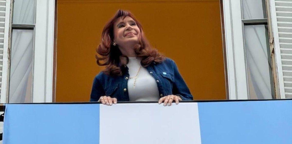 Cuadernos: la defensa de Cristina Kirchner pidió la nulidad del juicio