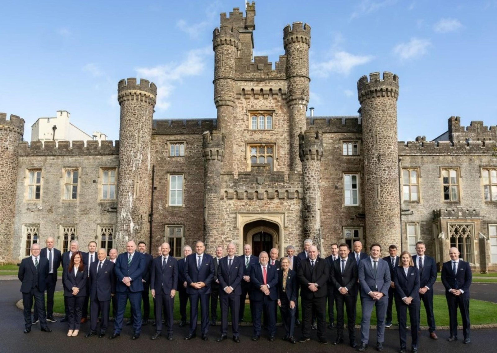 Se aprobaron los cambios en algunas reglas del fútbol rumbo al Mundial 2026 y para agilizar el juego: cuenta regresiva, VAR ampliado y sustituciones más rápidas