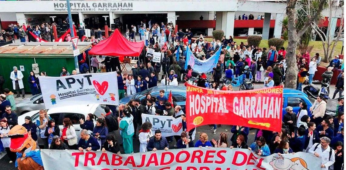“Van contra quienes defendieron el hospital”: el Garrahan denunció una avanzada del Gobierno