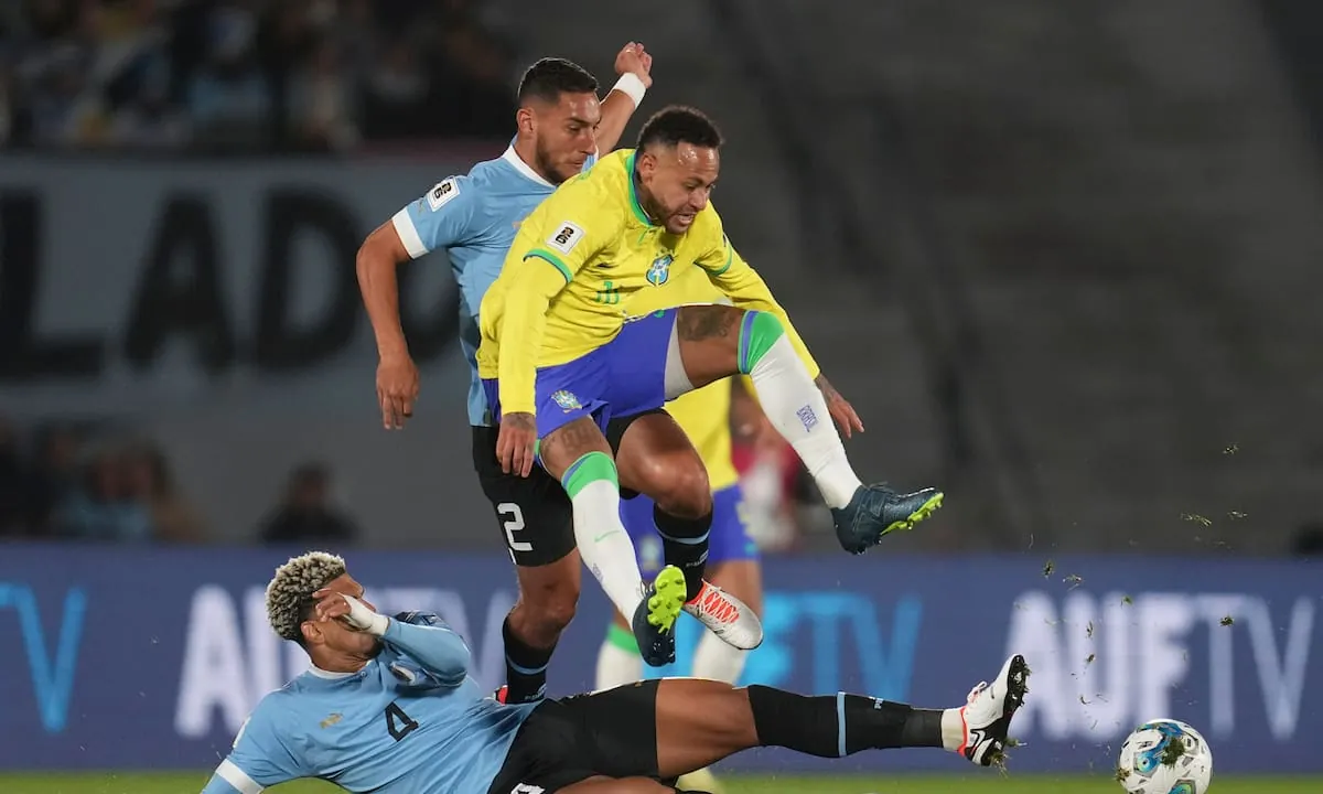 Neymar fue citado a la selección tras más de dos años y medio y en Brasil las opiniones están divididas