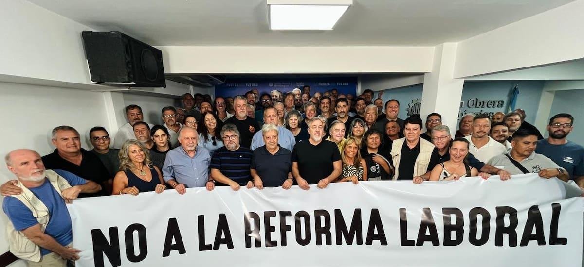 Reforma laboral: el rechazo sindical escala y casi 100 gremios preparan las primeras respuestas - El Cronista