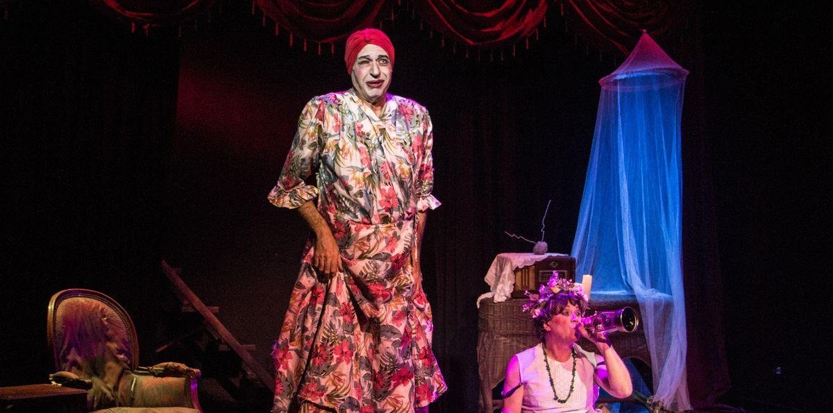 El legado de Tortonese, Urdapilleta y Batato vuelve a tomar la escena: “La moribunda”, o el arte como transformador de identidades