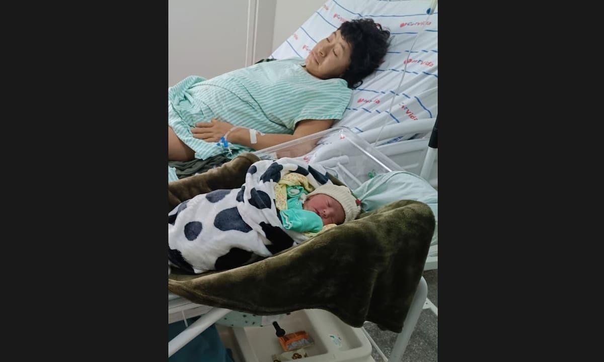 Con solo 3 mujeres, una tribu amazónica afrontó la extinción Un parto inesperado da nueva esperanza