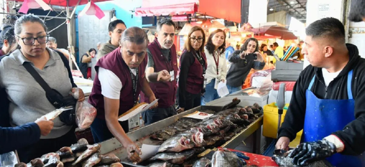 Profeco realiza operativo en La Nueva Viga para proteger a consumidores en temporada de Cuaresma